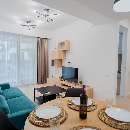 Amazing View Apartments - Iuliu Maniu & Politehnica Park Bükreş Dış mekan fotoğraf
