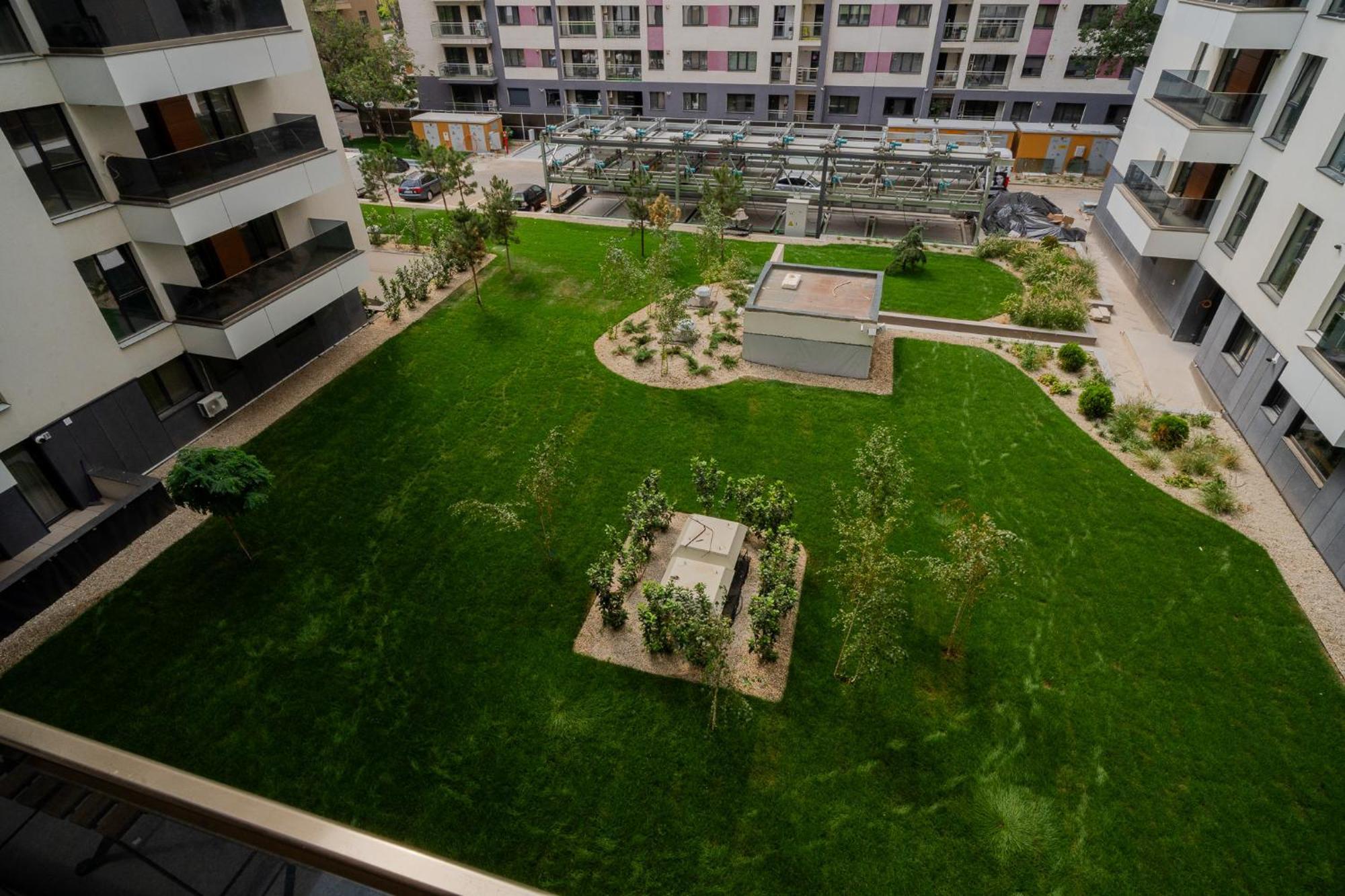 Amazing View Apartments - Iuliu Maniu & Politehnica Park Bükreş Dış mekan fotoğraf