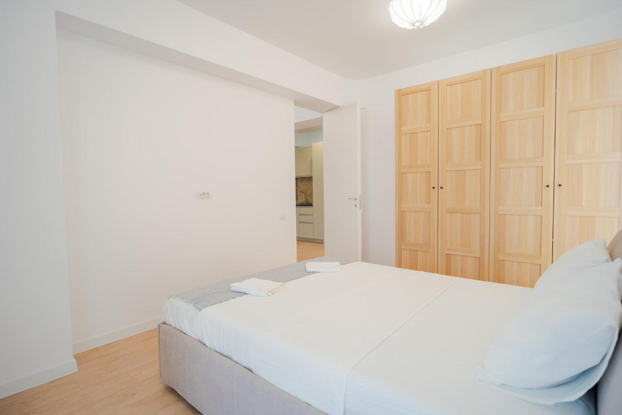 Amazing View Apartments - Iuliu Maniu & Politehnica Park Bükreş Dış mekan fotoğraf