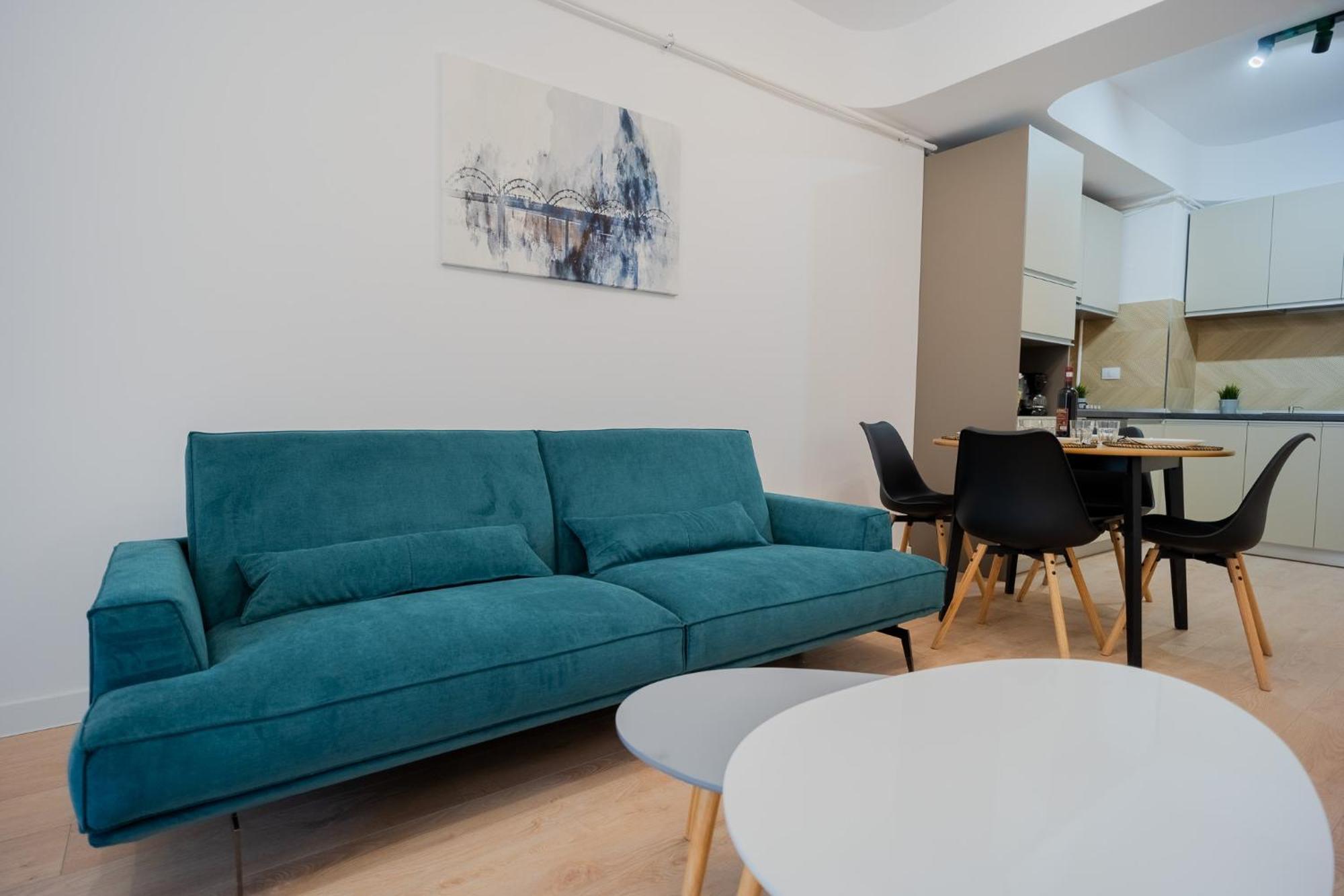 Amazing View Apartments - Iuliu Maniu & Politehnica Park Bükreş Dış mekan fotoğraf